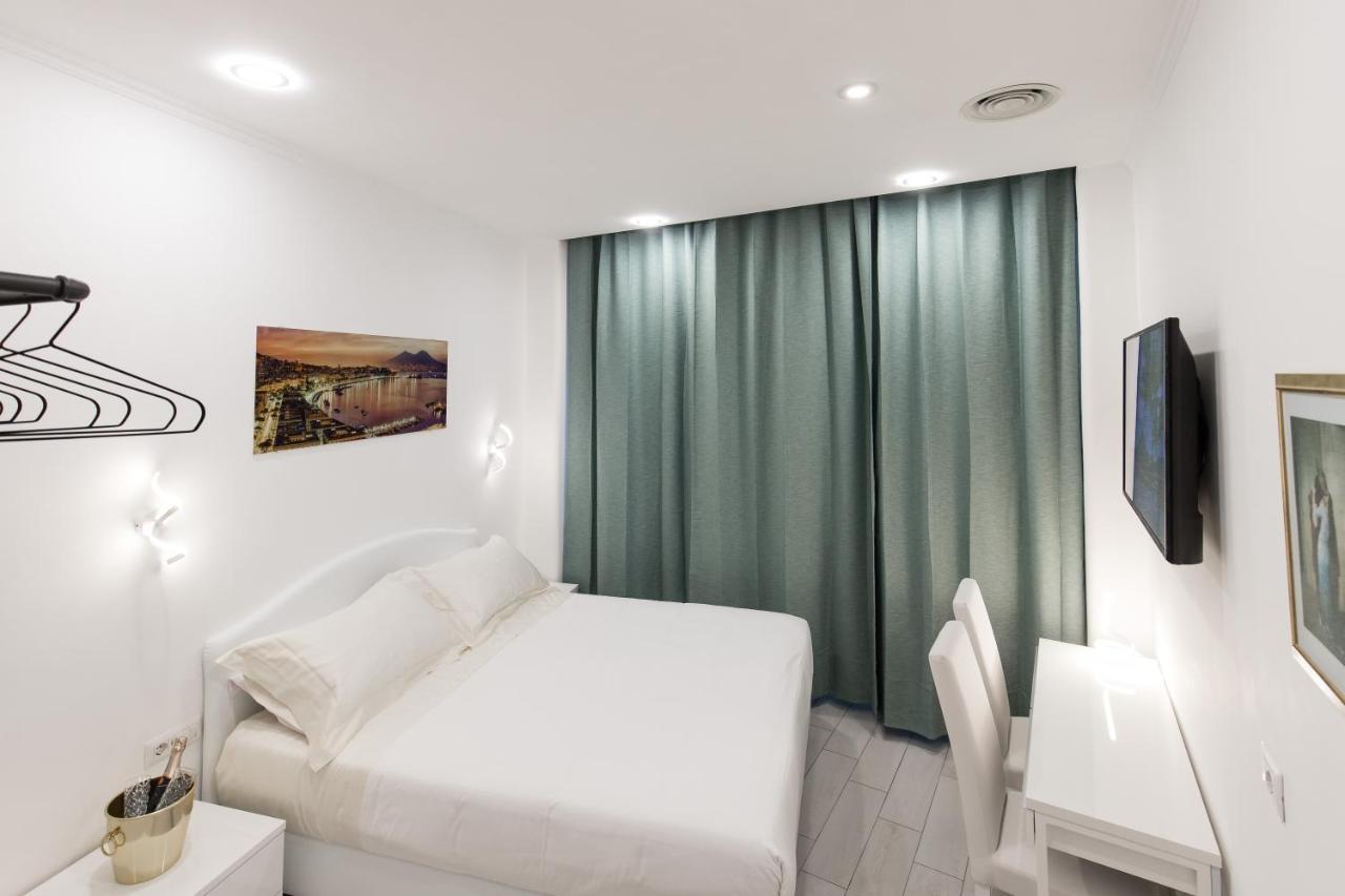 Mergellina Amore E Fantasia Naples Exterior photo